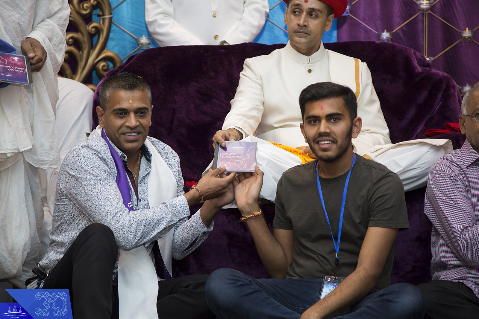 100  - ©1987-2017 SKS Swaminarayan Temple East London